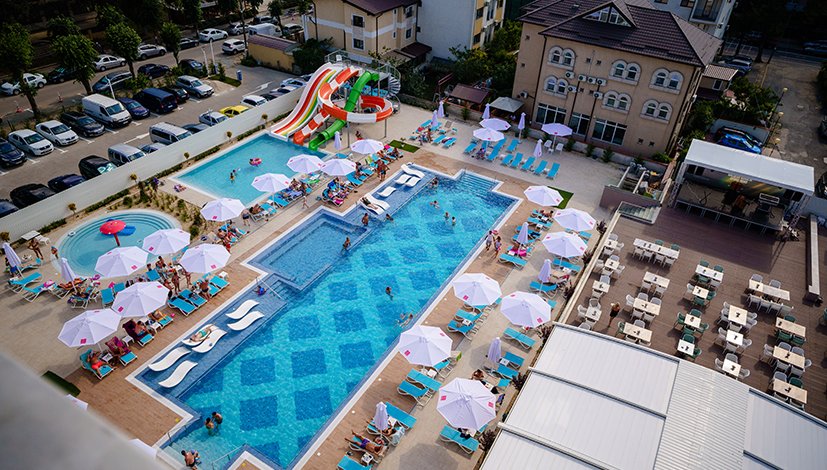 Bocolux_hotel_piscina